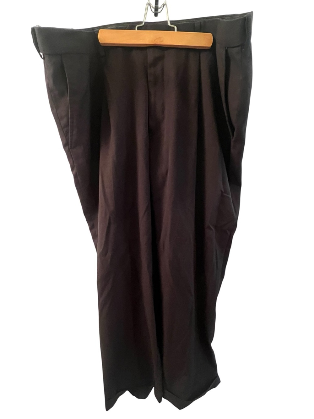 George Men’s Size 42x30 Dress Pants‎ Trousers Black Pleated Cuffed Straight Leg